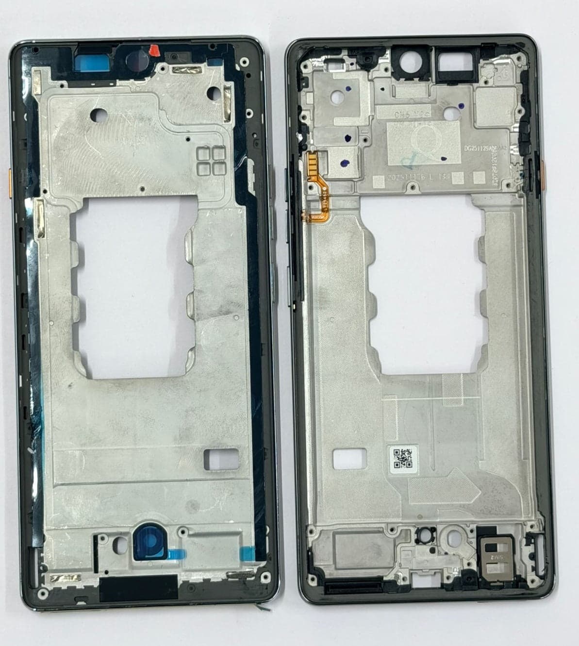Lcd Frame Middle Chassis for Tecno Camon 40 Pro 4G CM6 White