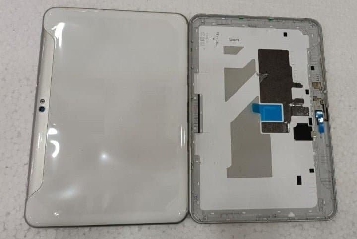 Mozomart Battery Door Back Panel Housing with Camera Lens for Samsung Tab 8.9 (P7300) : White - image 1