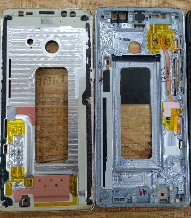 Mozomart Lcd Display Middle Frame for Samsung Galaxy Note 8 : Grey - image 1